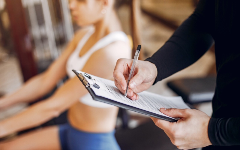 personalizzazione del programma di allenamento in palestra
